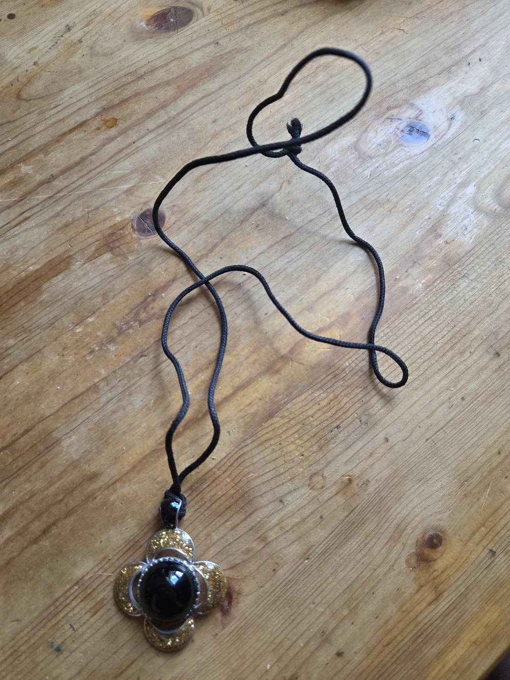 Y2K Flower Glitter Pendant Necklace On Black Cord | Indie Sleaze | Grunge
